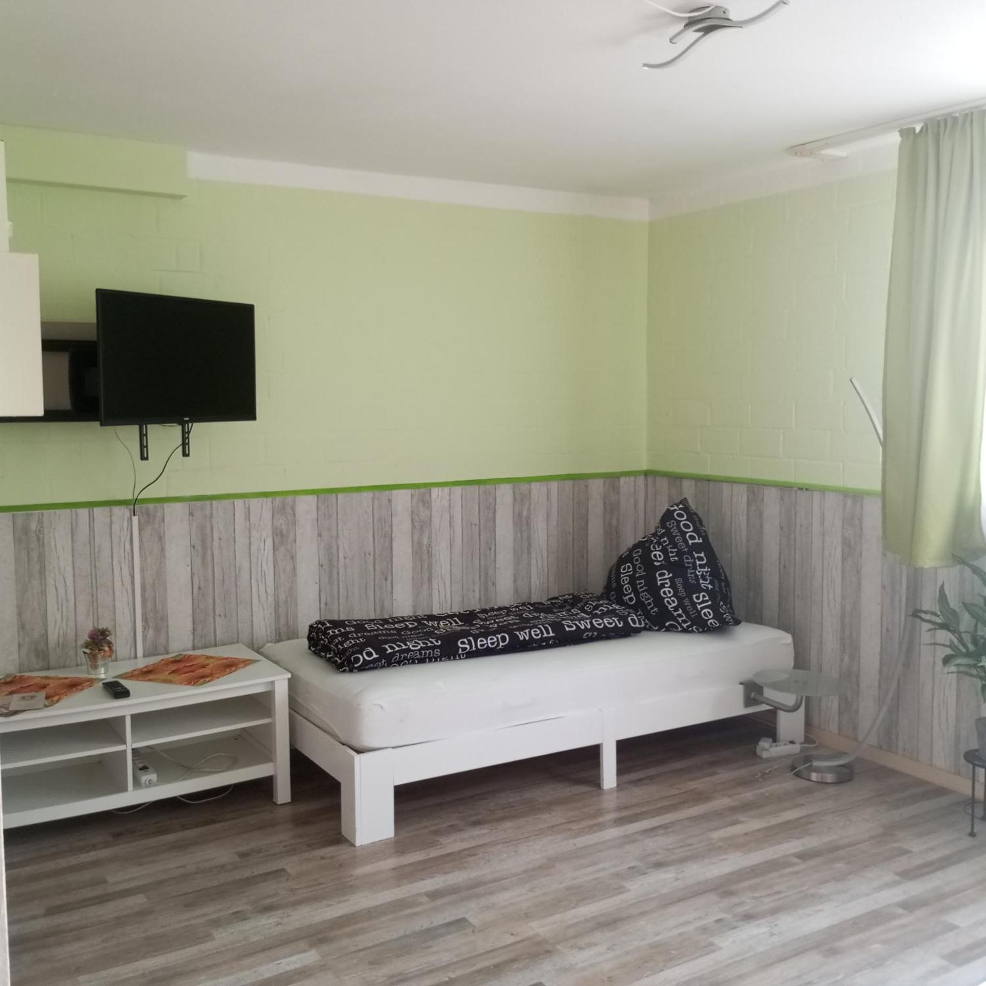 Gaeste Monteurzimmer Haus Suedstadt Solingen Luaran gambar